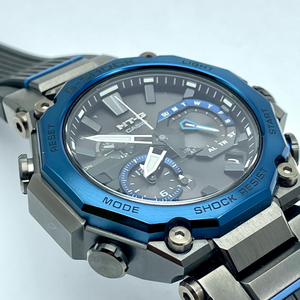 CASIO G-SHOCK MTG-B2000 Carbon Monocoque Case